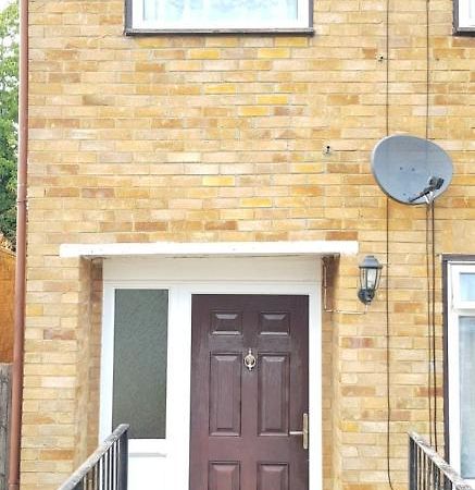 61 Baker Street Apartment Luton  Ngoại thất bức ảnh