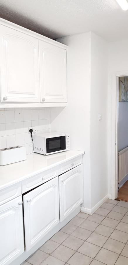 61 Baker Street Apartment Luton  Ngoại thất bức ảnh