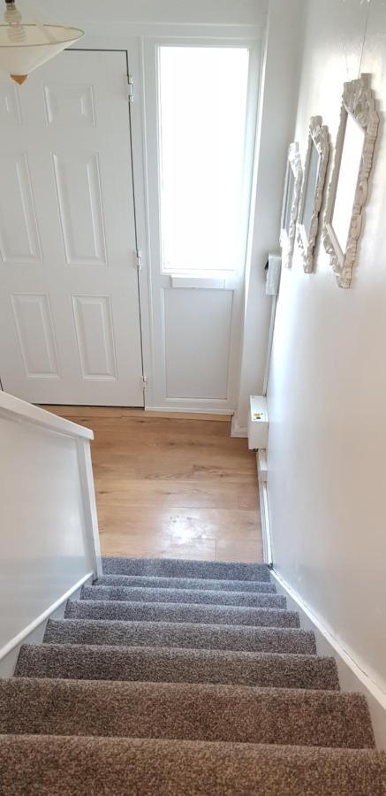 61 Baker Street Apartment Luton  Ngoại thất bức ảnh