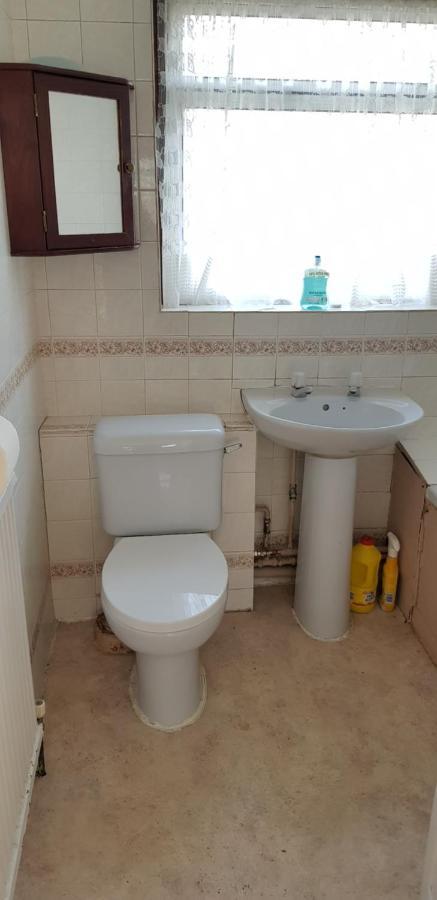 61 Baker Street Apartment Luton  Ngoại thất bức ảnh