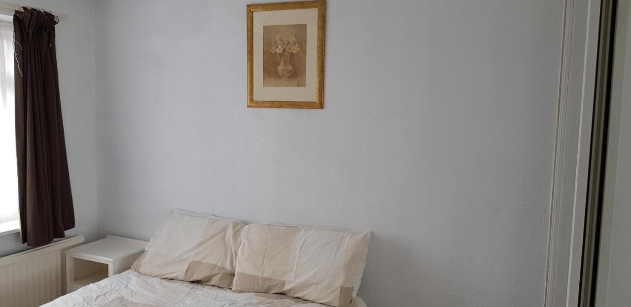 61 Baker Street Apartment Luton  Ngoại thất bức ảnh