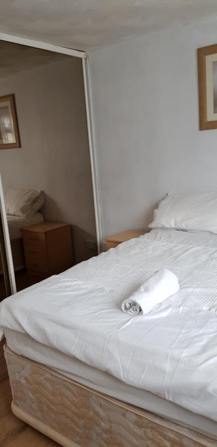 61 Baker Street Apartment Luton  Ngoại thất bức ảnh